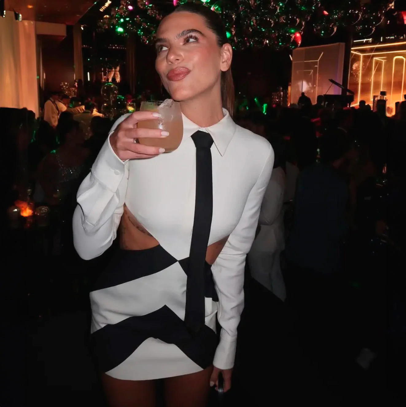 Black and WHITE SHIRT Mini Dress with TIE - Image 4