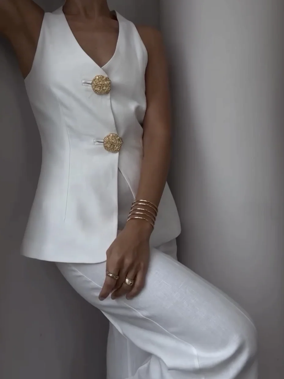 Button Split Sleeveless Pants Set - Image 11