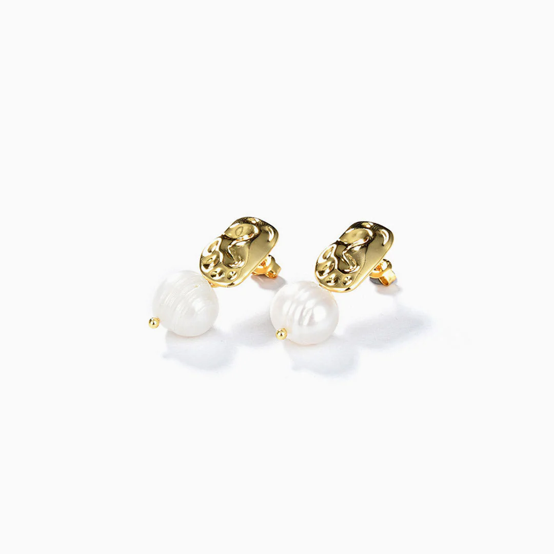 Chic Style Pearl Pendant Gold Charm Stud Earrings - Gold - Image 2