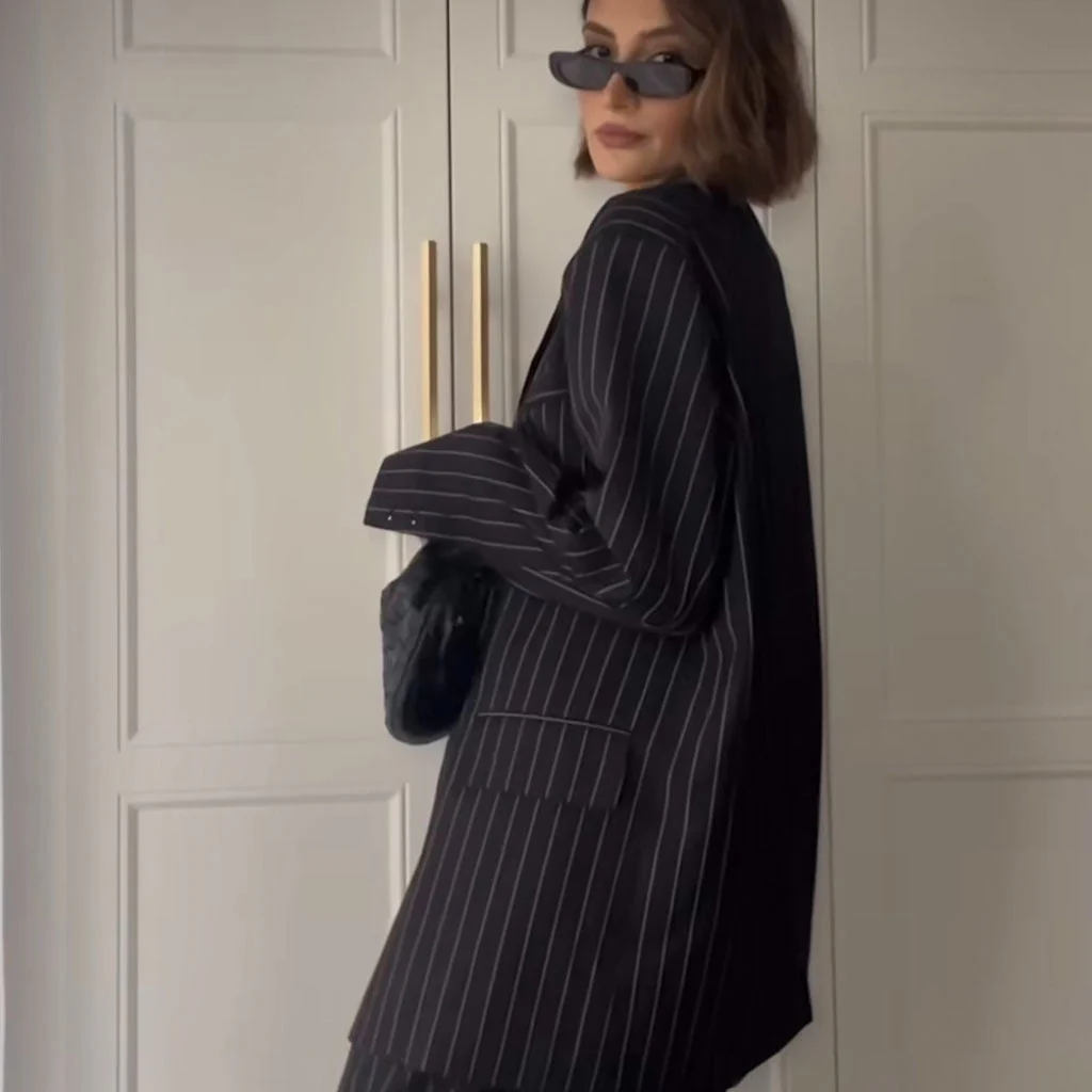 Classic Peak Lapel Double Breasted Long Sleeve Oversized Pinstripe Blazer - Image 2