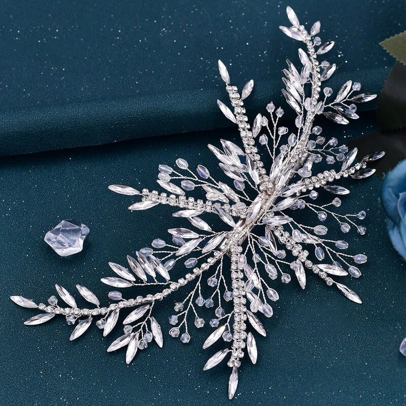 Dazzling Leaf Trim Crystal Rhinestone Embellished Hair Clip - Silver - Image 3