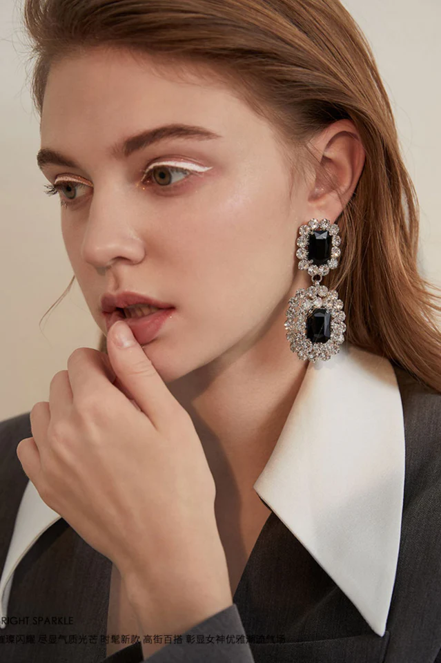 Dimond Dangle Earrings - Image 4