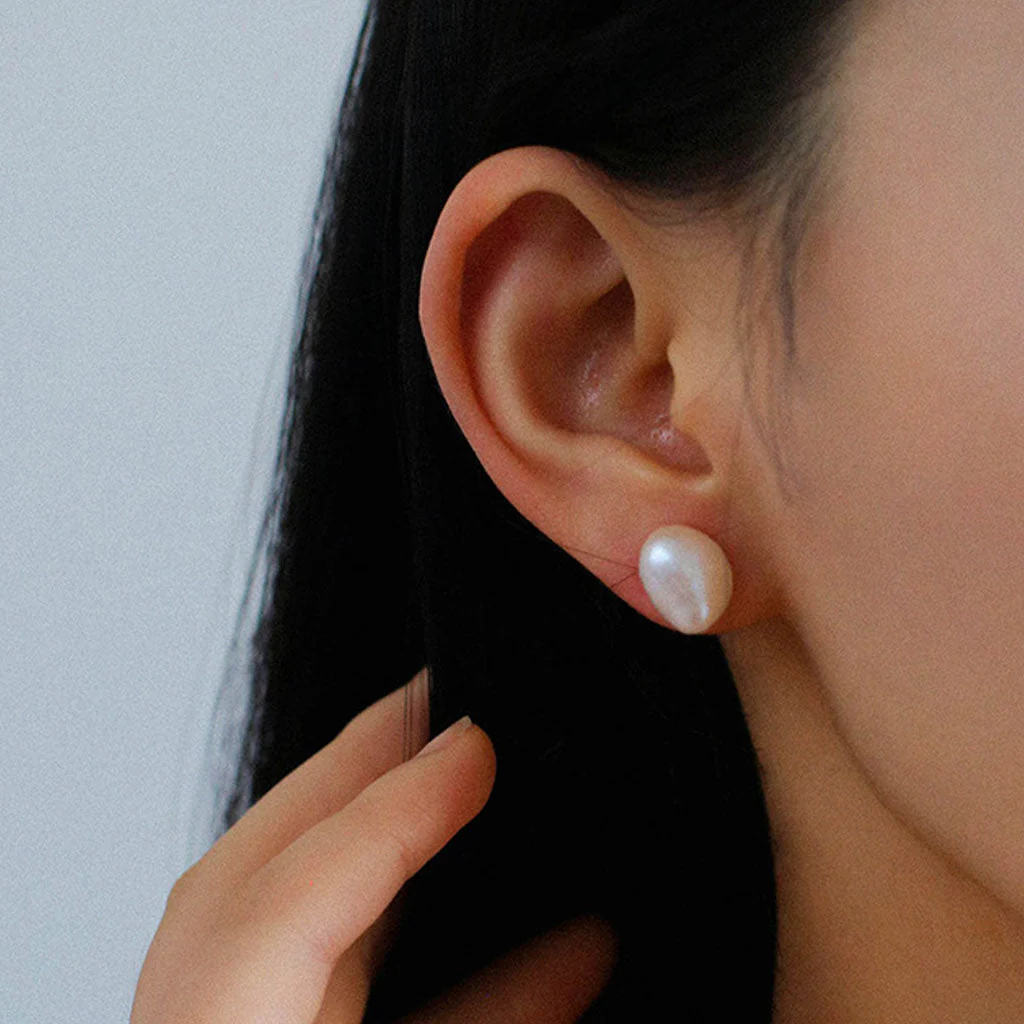Easy To Match Simple Natural Baroque Freshwater Pearl Stud Earrings - Image 2