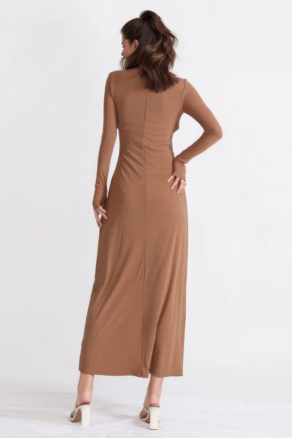 Elegant Maxi Dress with Long Sleeves - Brown
