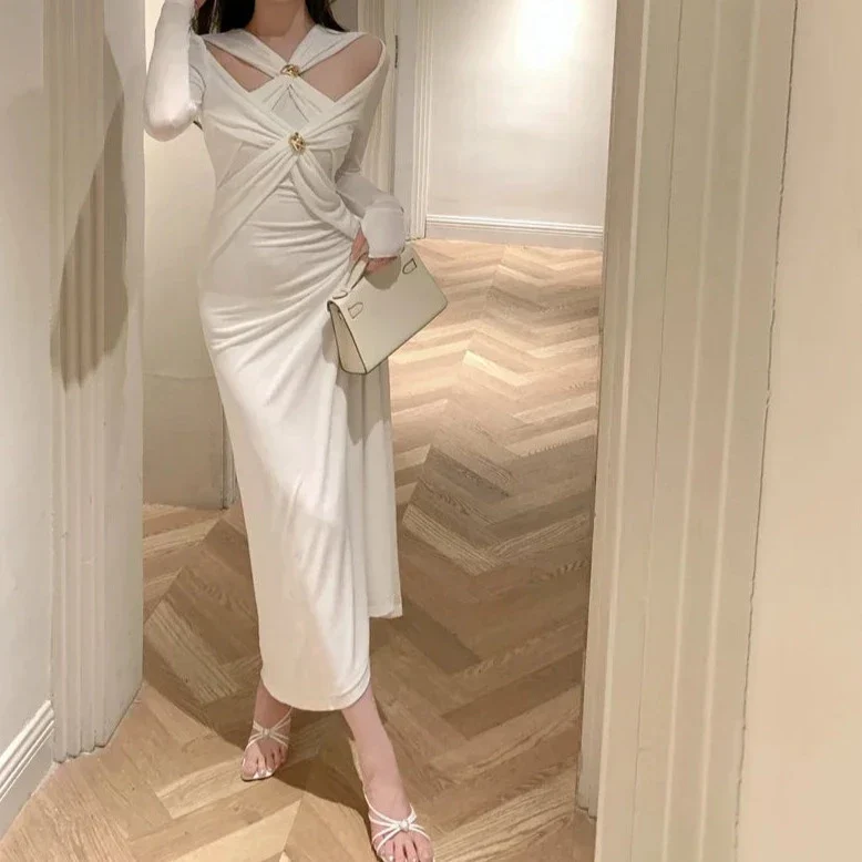 WHITE Long SLEEE MAXI Dress - Image 10