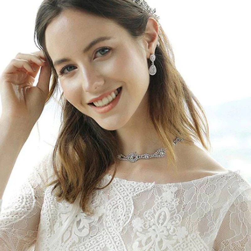 Graceful Rhinestone Embellished Bridal Backdrop NeckLace - Silver - Image 4
