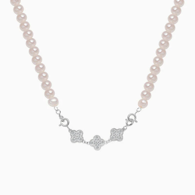 IT IS BAROQUE Freshwater Pearl Cubic Zirconia Clover Smile NeckLace - Image 2