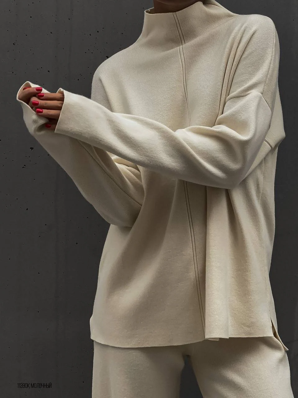 Knitted split top and trouser set - Image 12