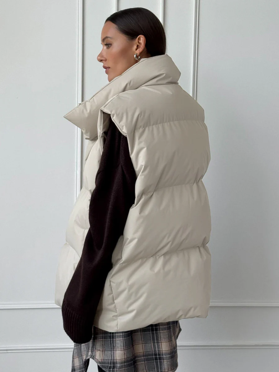 Minimalism Puffer Vest - Image 3