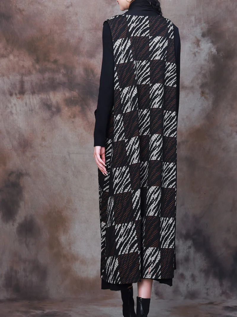 Modern Comfort Printed Plaid Long Cardigan - Image 7