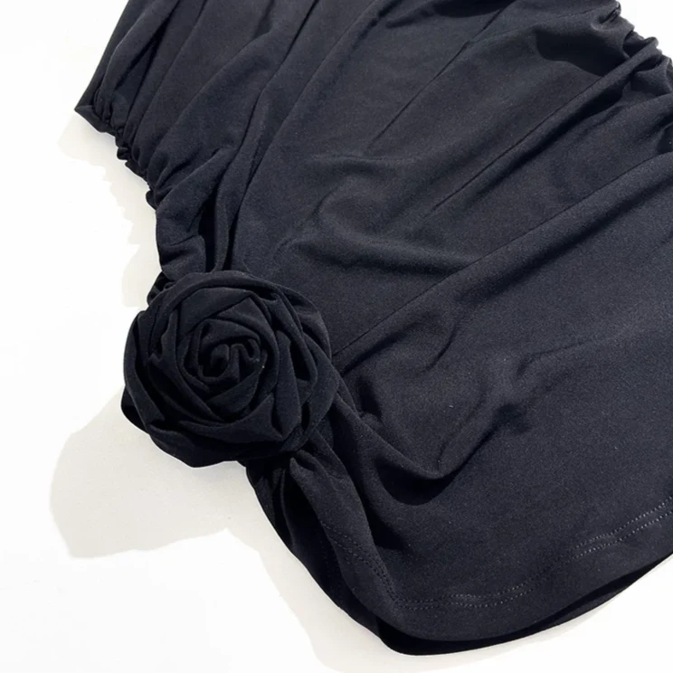 Black ONE SHOULDER TOP with Flowers - Image 5