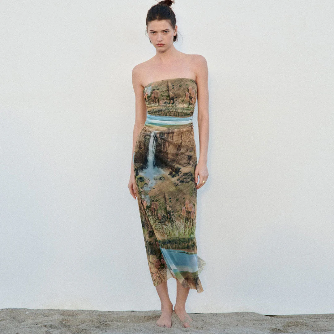 Painterly Printed Ruched Mesh Split Trim Strapless Midi Dress - Green - Image 2