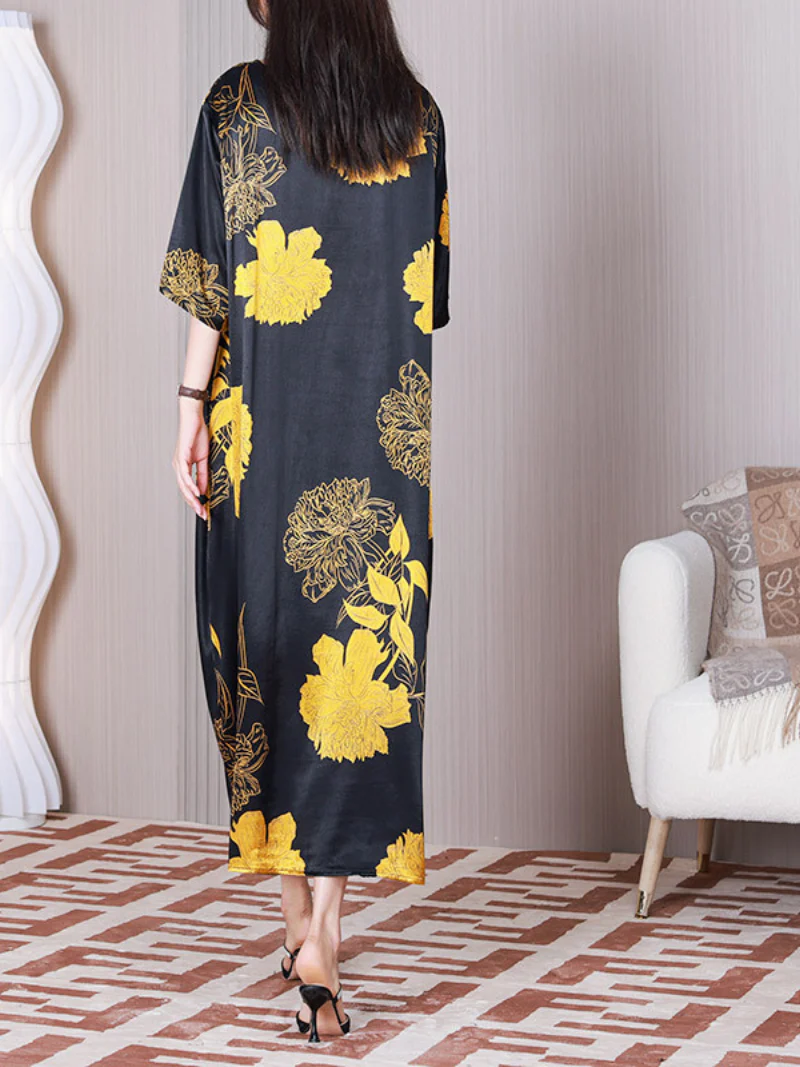 Piece Of Heart Round Neck A-line Dress - Image 3