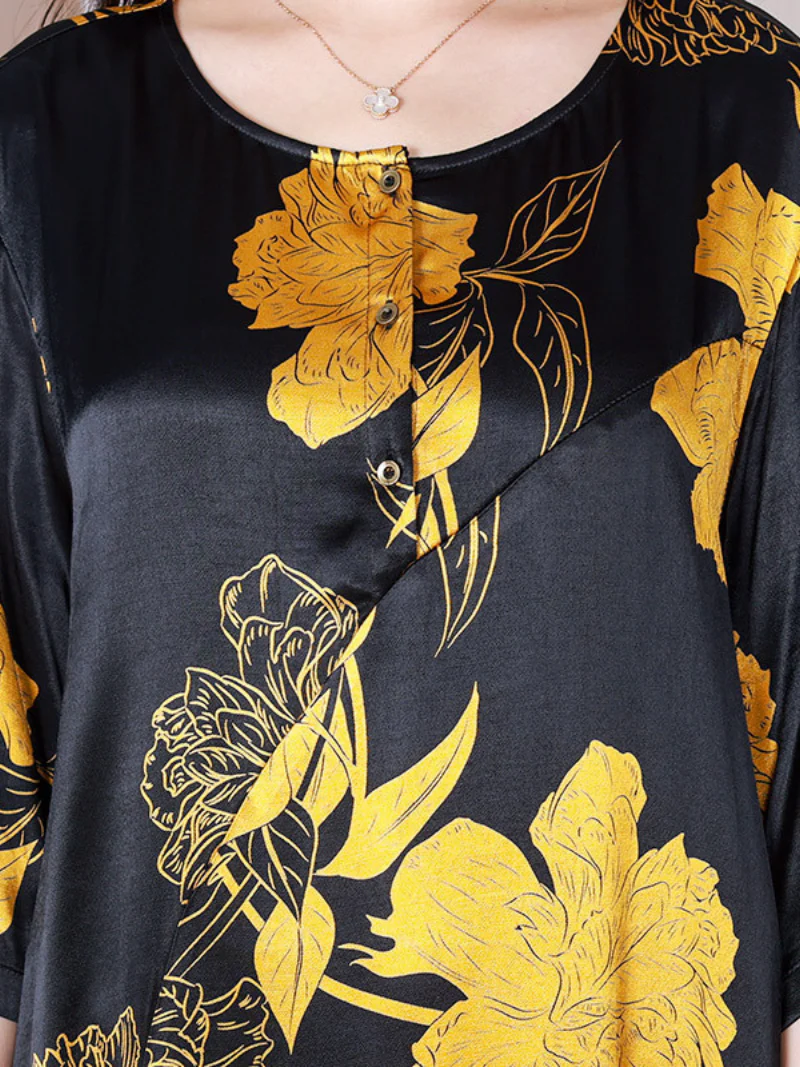 Piece Of Heart Round Neck A-line Dress - Image 4