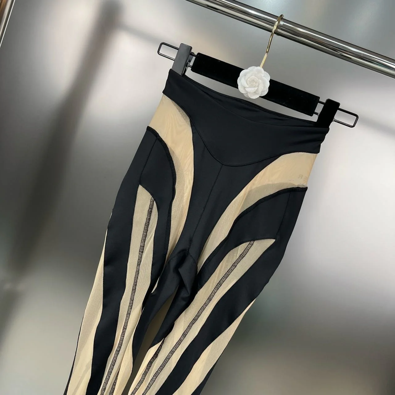 KOYUKI PATCHWORK Mesh LEGGINGS - Image 4