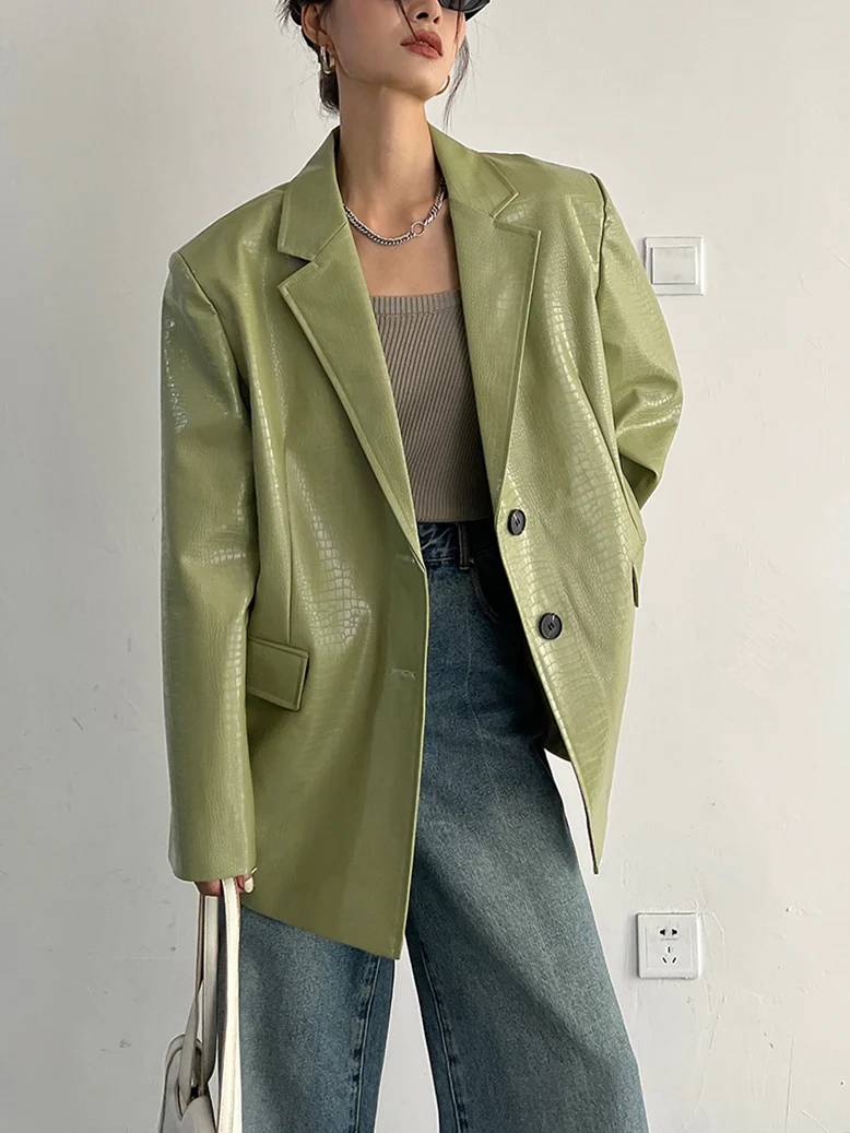 Queenie Oversized Leather Blazer - Image 5