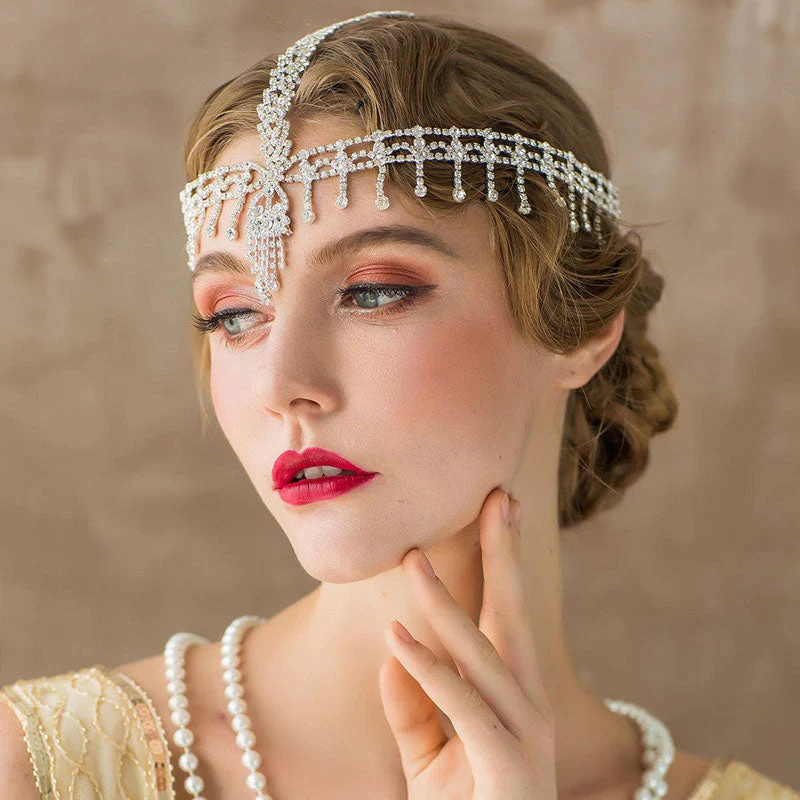 Retro Flapper Rhinestone Embellished Tassel Head Chain - Silver - Image 3
