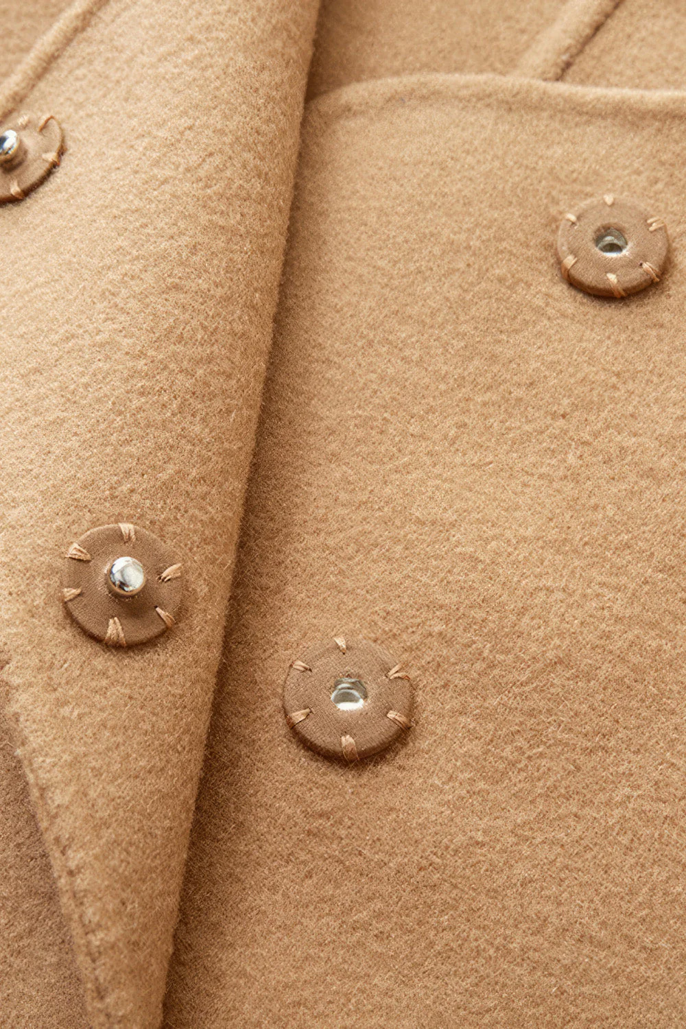Short Elegant Jacket with Round Neckline - Camel - Image 3