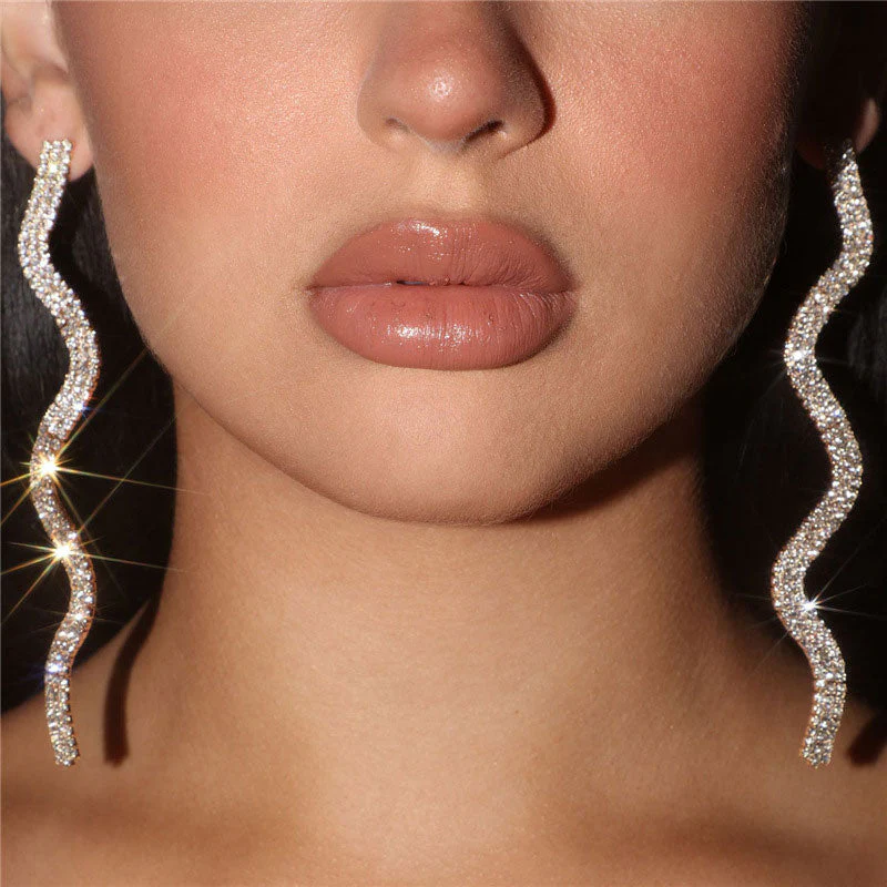 Sparkly Wavy Linear Rhinestone Embellished Long Drop Earrings - Silver - Image 2
