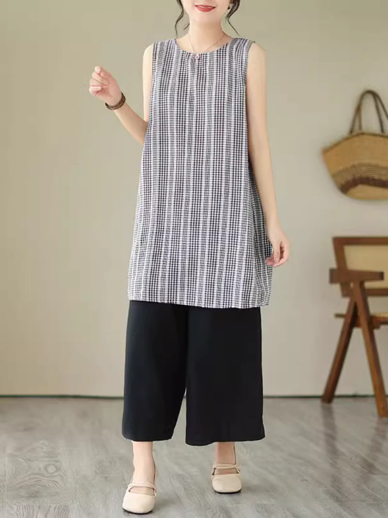 Timeless Style for Any Occasion Midi Dress - Image 4
