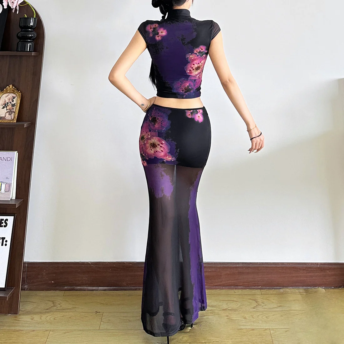 Top With Printed Half-Length Skirt Set - Image 5