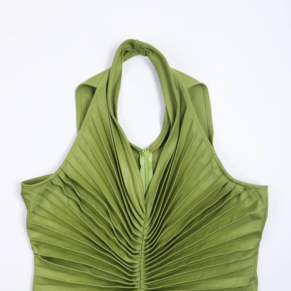 Unique Pleated Detail Solid Color Back CutOut Sleeveless Midi Dress - Image 3