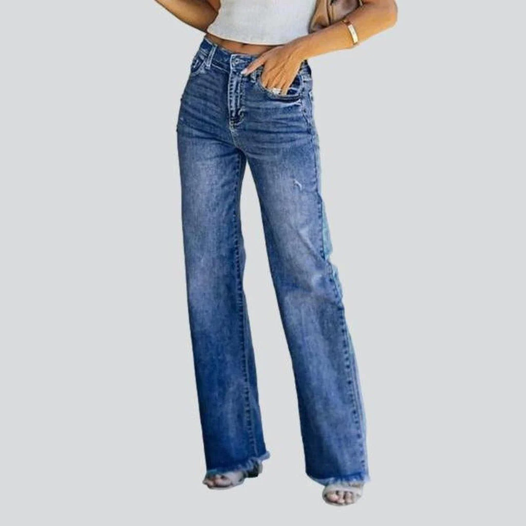 Wide leg light wash jeans - Image 3