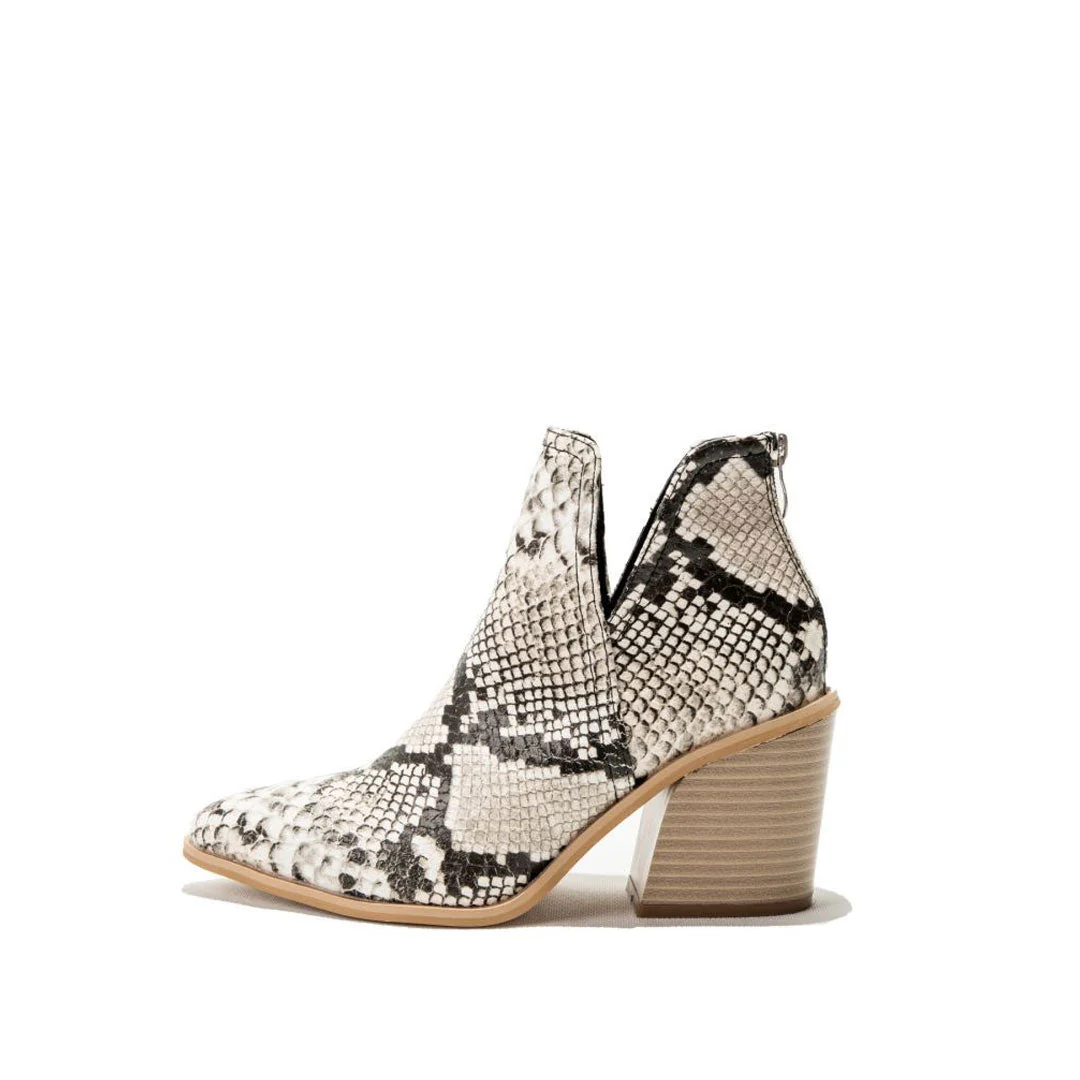 Wild Faux Leather Pointed Toe Notch Chunky Heel Ankle Boots - Snake - Image 4