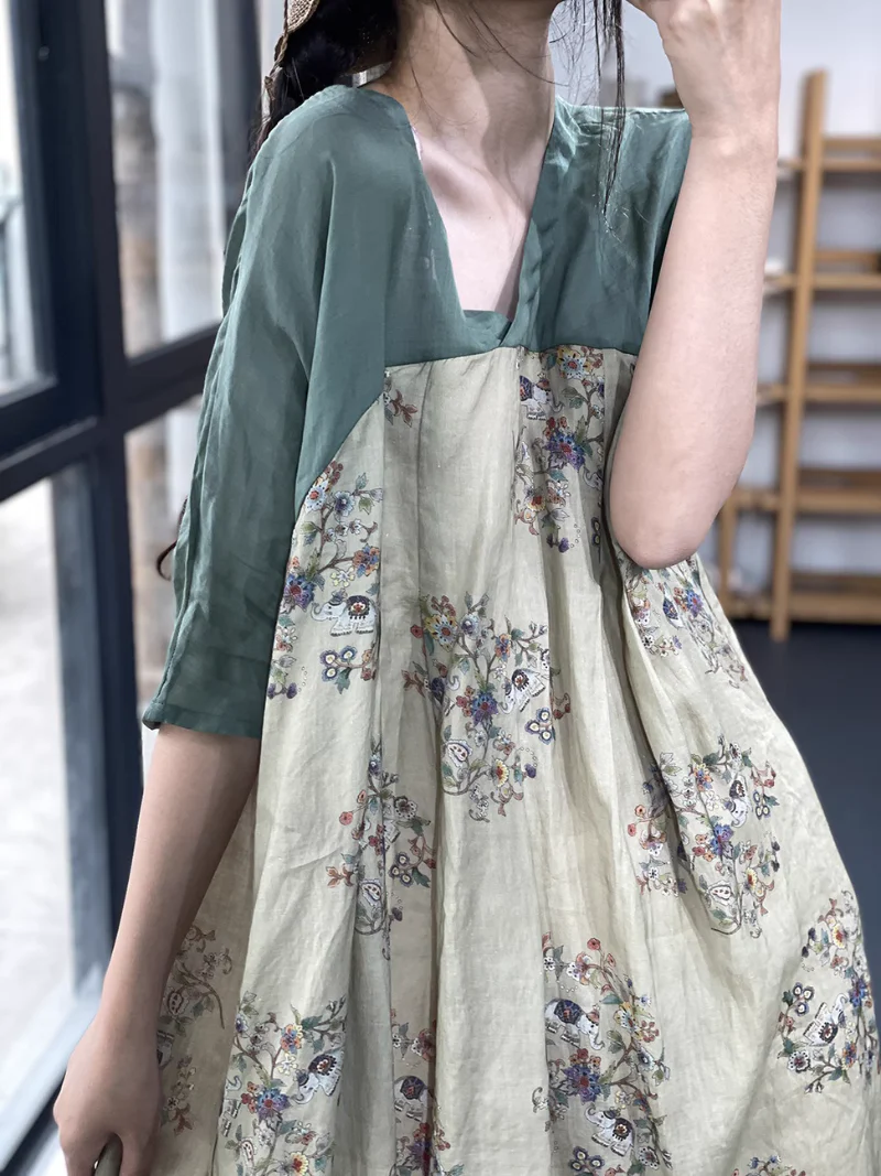 V-neck Retro Printing A-Line Dress - Image 3