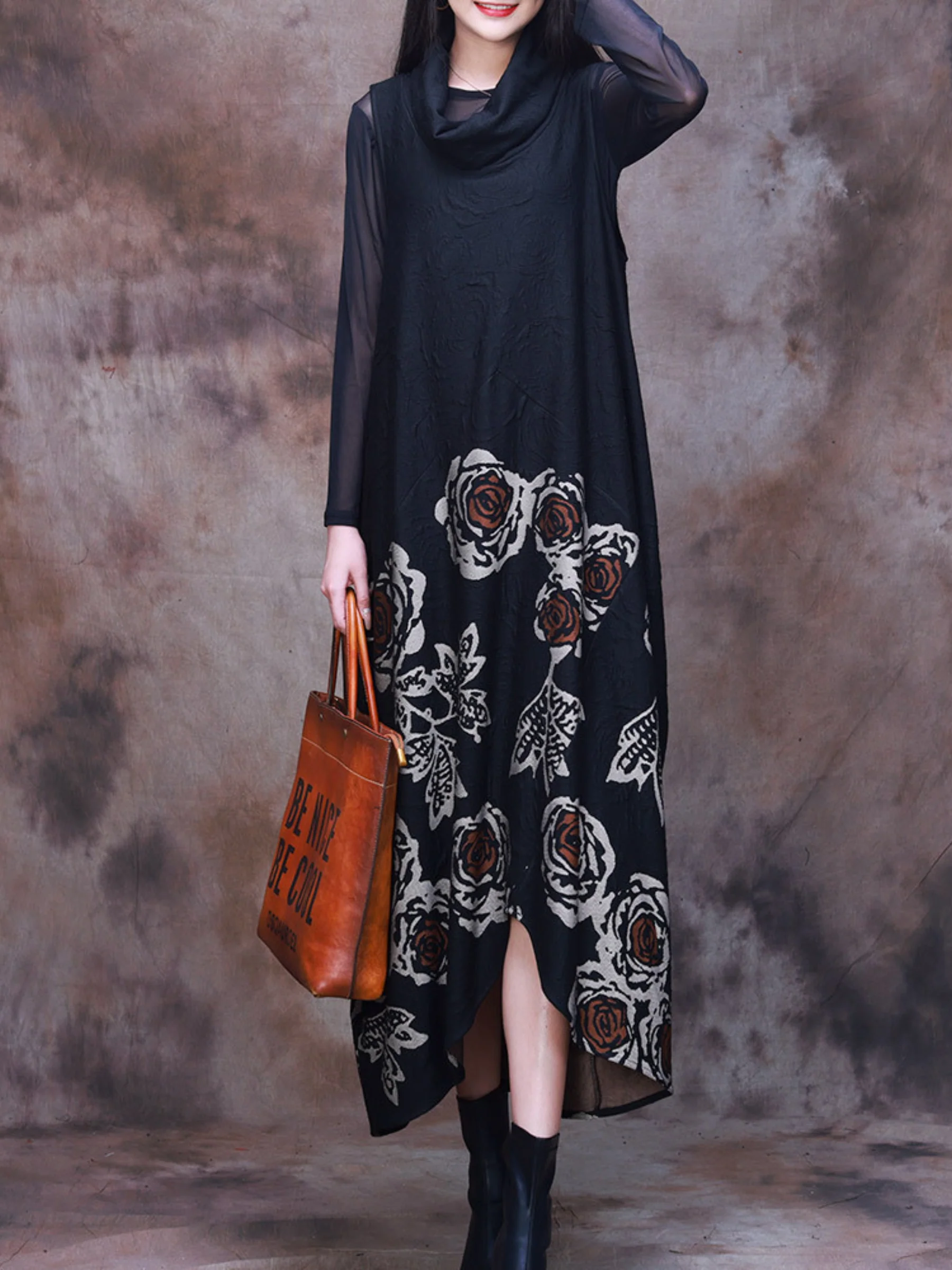 Effortlessly Stylish High Neck Printed Maxi Dress - Image 3