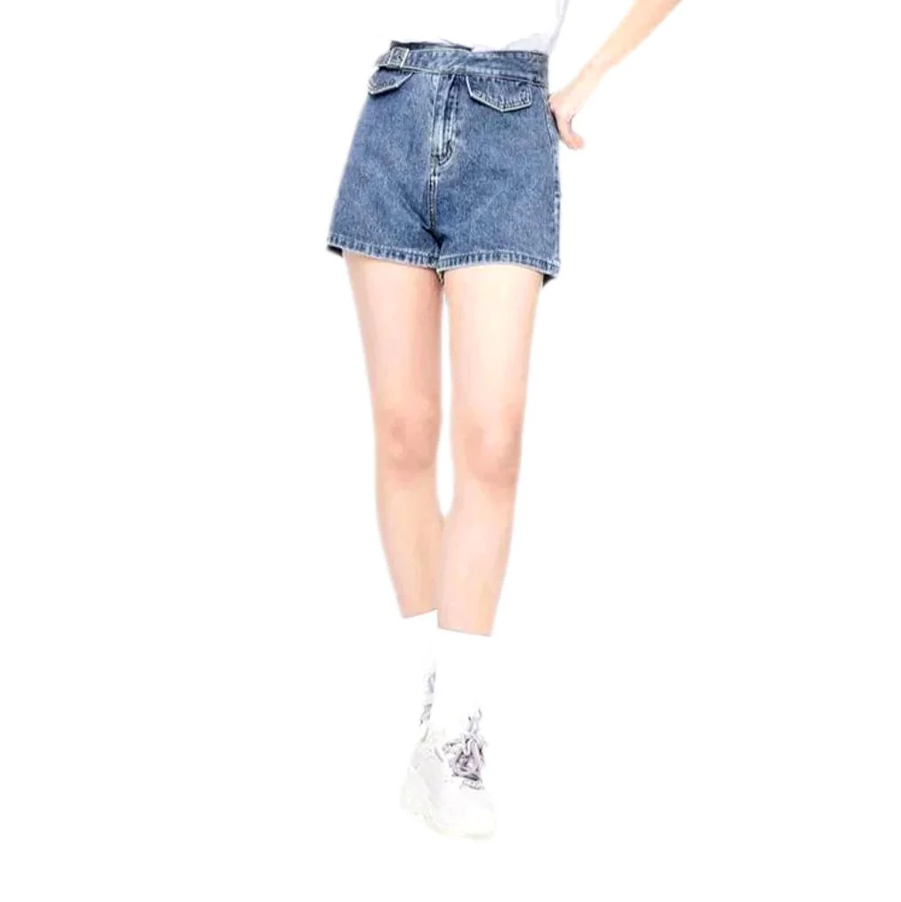 Women's shorts with denim belt - Image 3